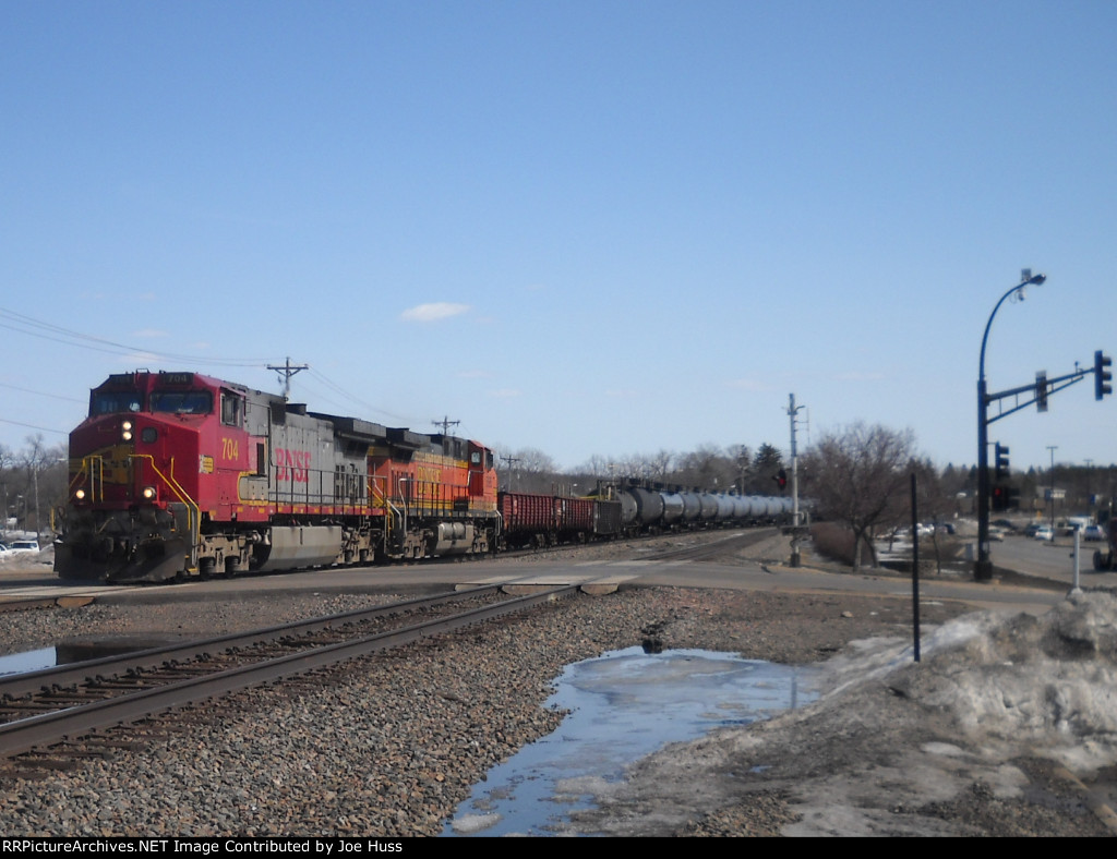 BNSF 704 West